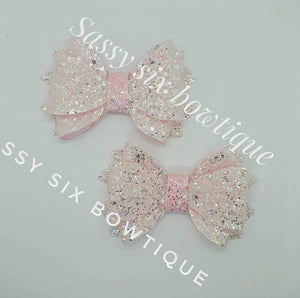 🎀 baby pink Ivy-lea bow 🎀