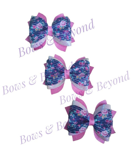 Navy floral pinch bow