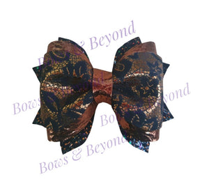 Bronze floral pinch bow