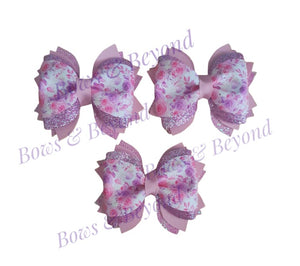 Pinch floral bow